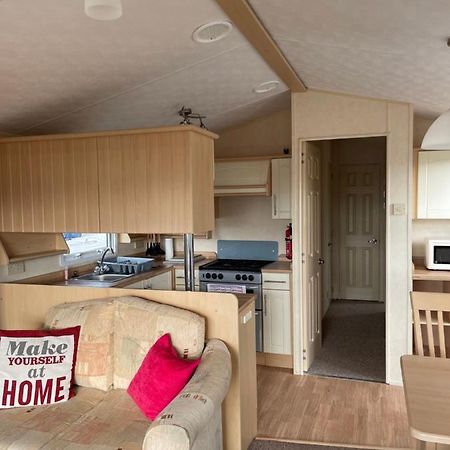 Beautiful 2-Bed Static Caravan Ньютон Стюарт Экстерьер фото